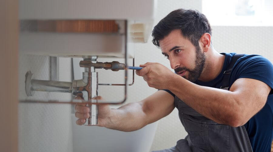 Water heater installation in Petroleum, IN